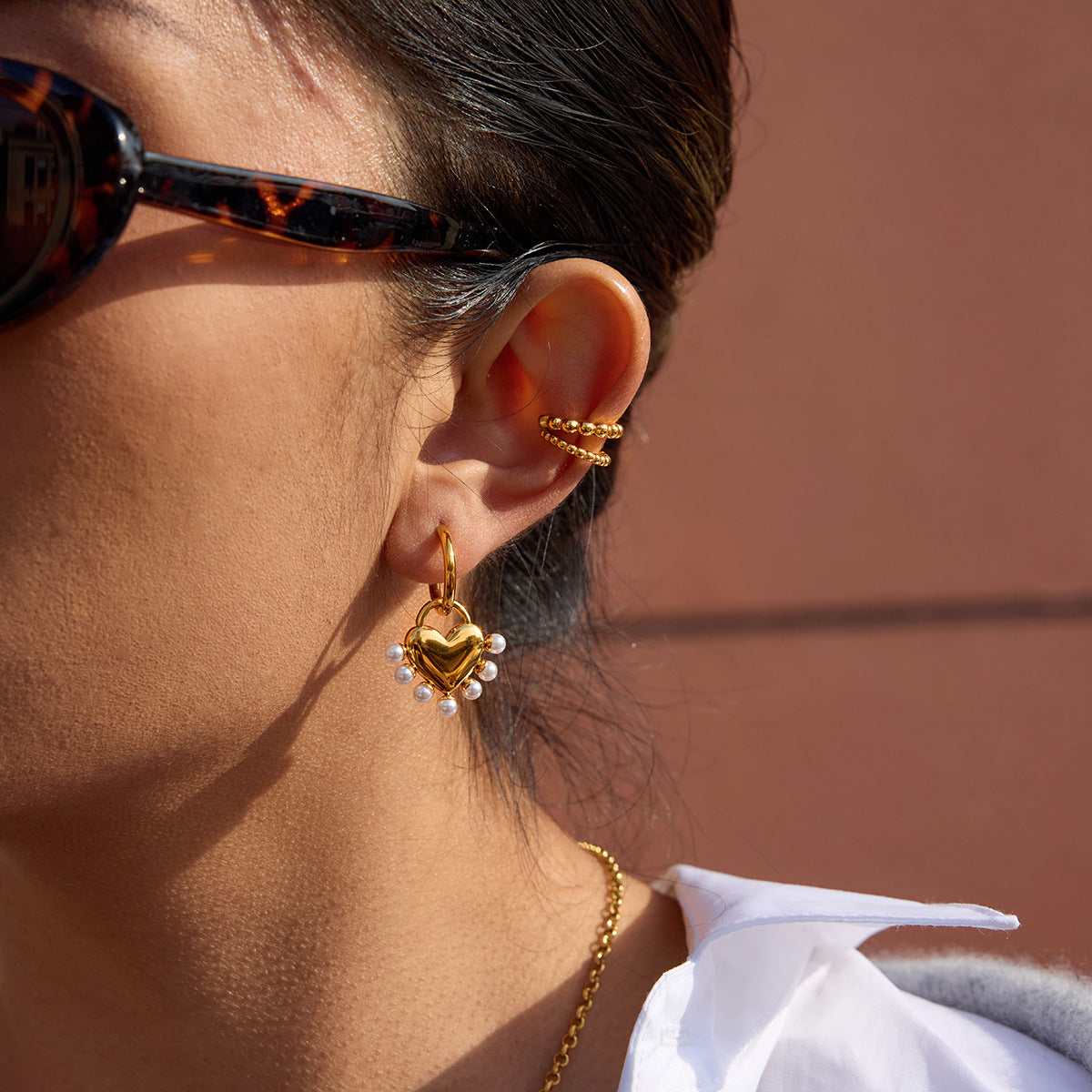 18K Pearl Heart Puffy  Earrings