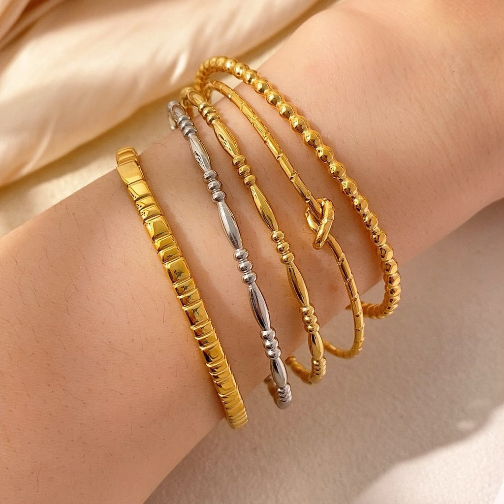 18K Gold Patterned Bracelet