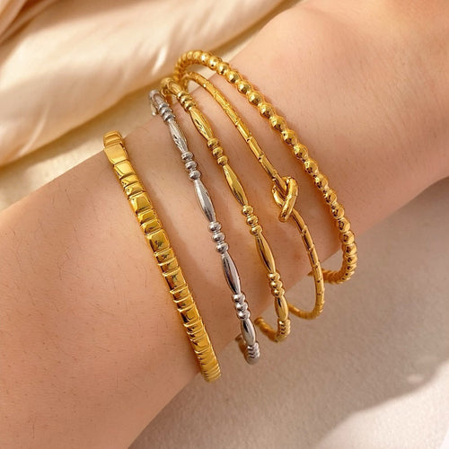 18K Gold Patterned Bracelet