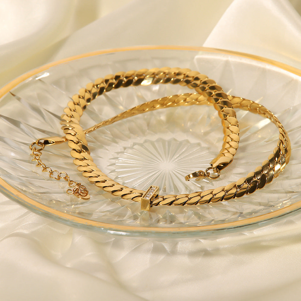 Clavicle Necklace