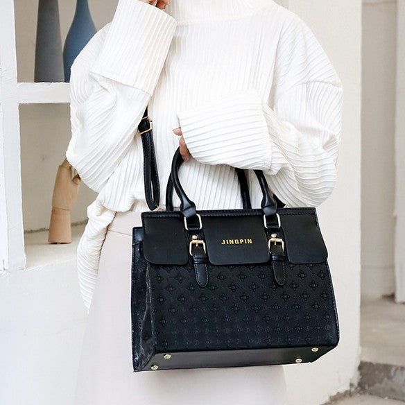 A Simple Womens Shoulder Bag