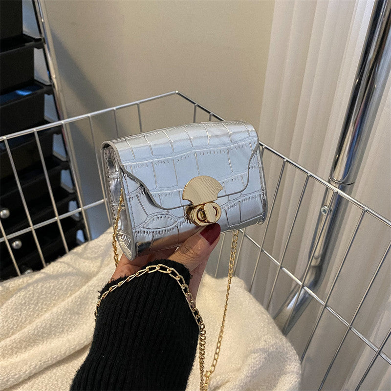 A Fashionable Crossbody Bag