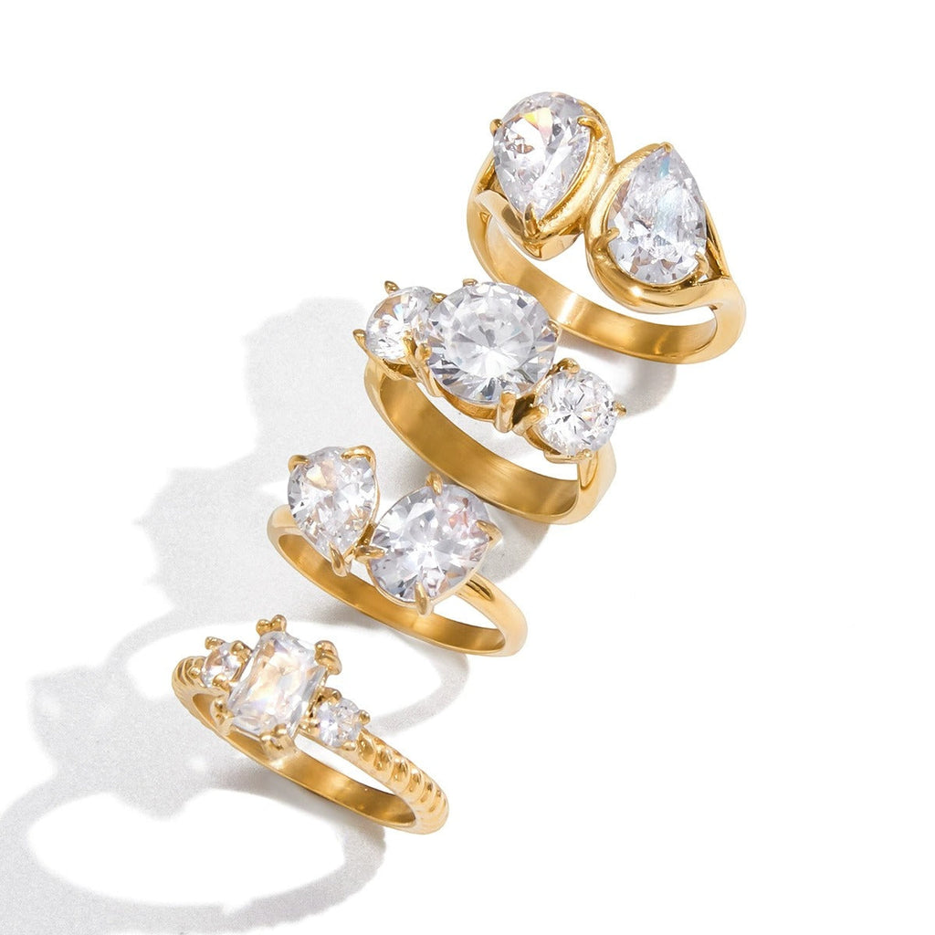18K Gold Ring With White Zircons