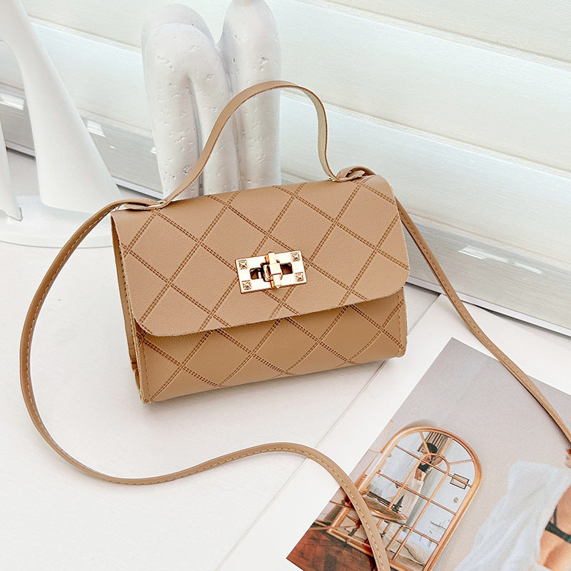 A Simple Classic Tote