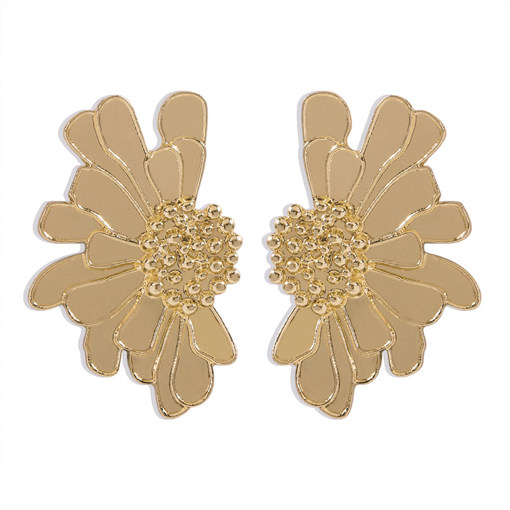 Fashion Retro Alloy Flower Earrings