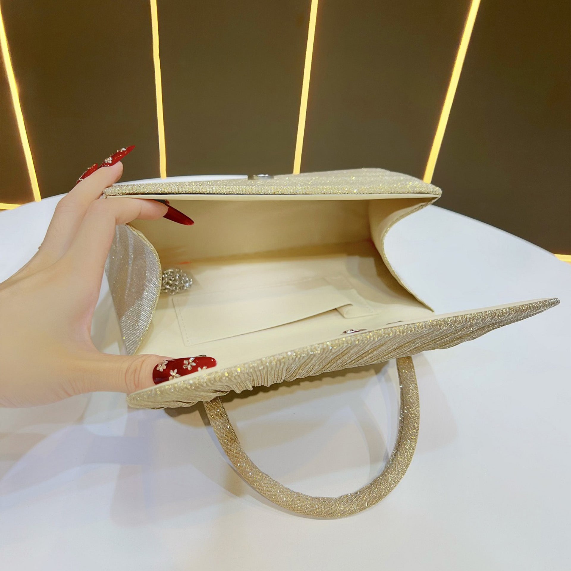 Elegant Shoulder Bag