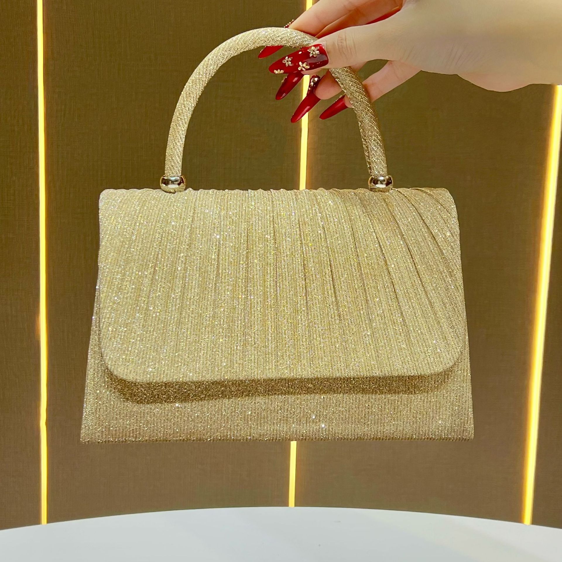 Elegant Shoulder Bag
