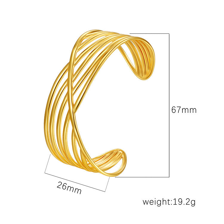 18K Gold C- Shaped Bracelets