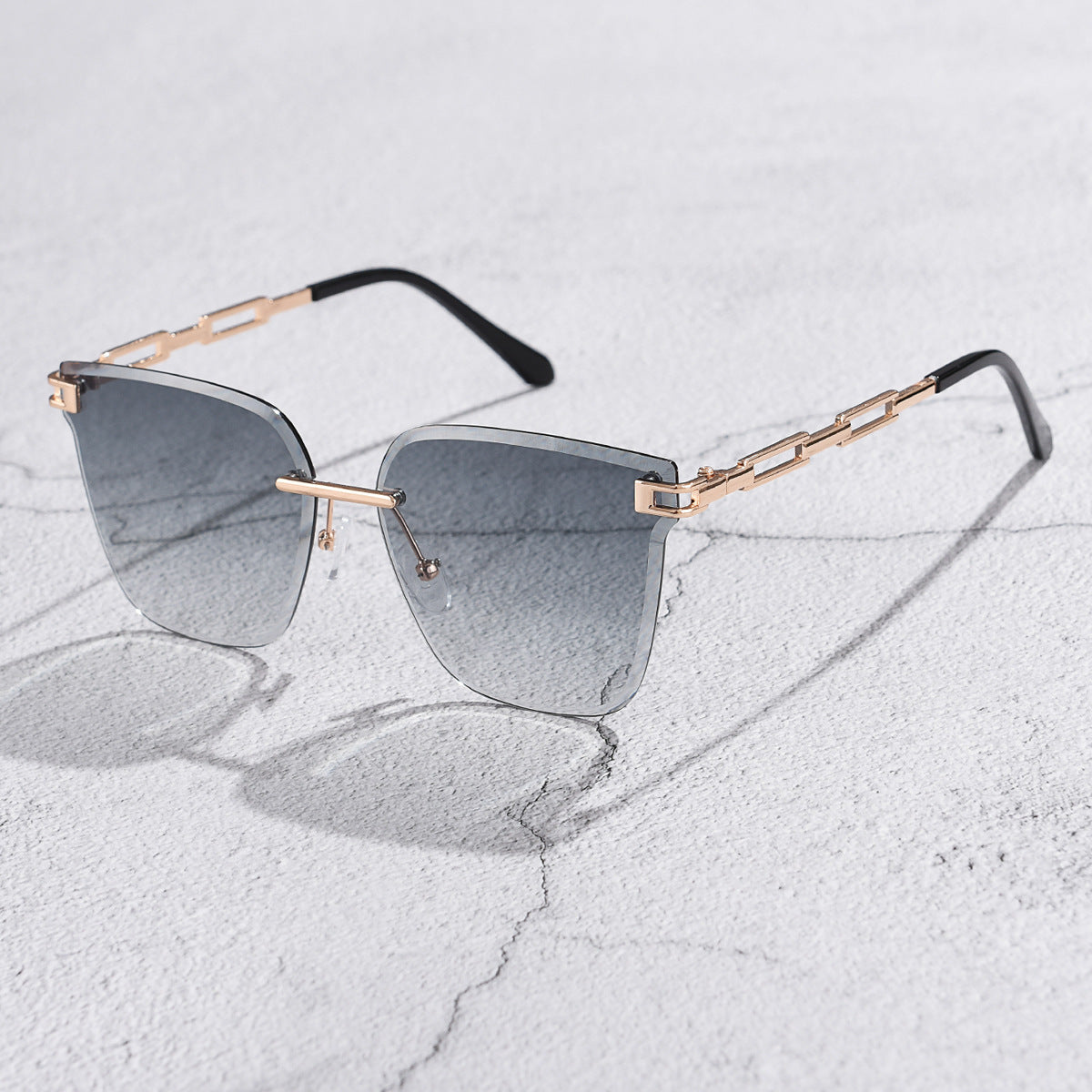 Hollow Gradient Color Sunglasses