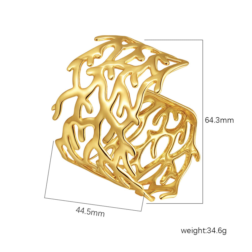 18K Gold C- Shaped Bracelets