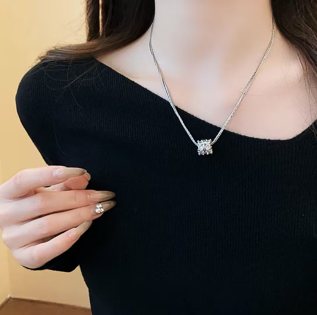 Fashionable  Geometric Necklace