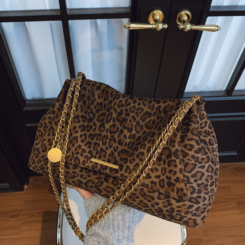 Sleek Shoulder Bag