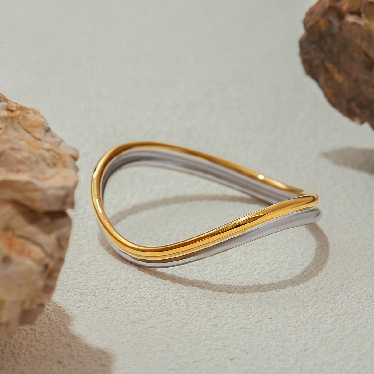 18K Gold Wave Bracelet