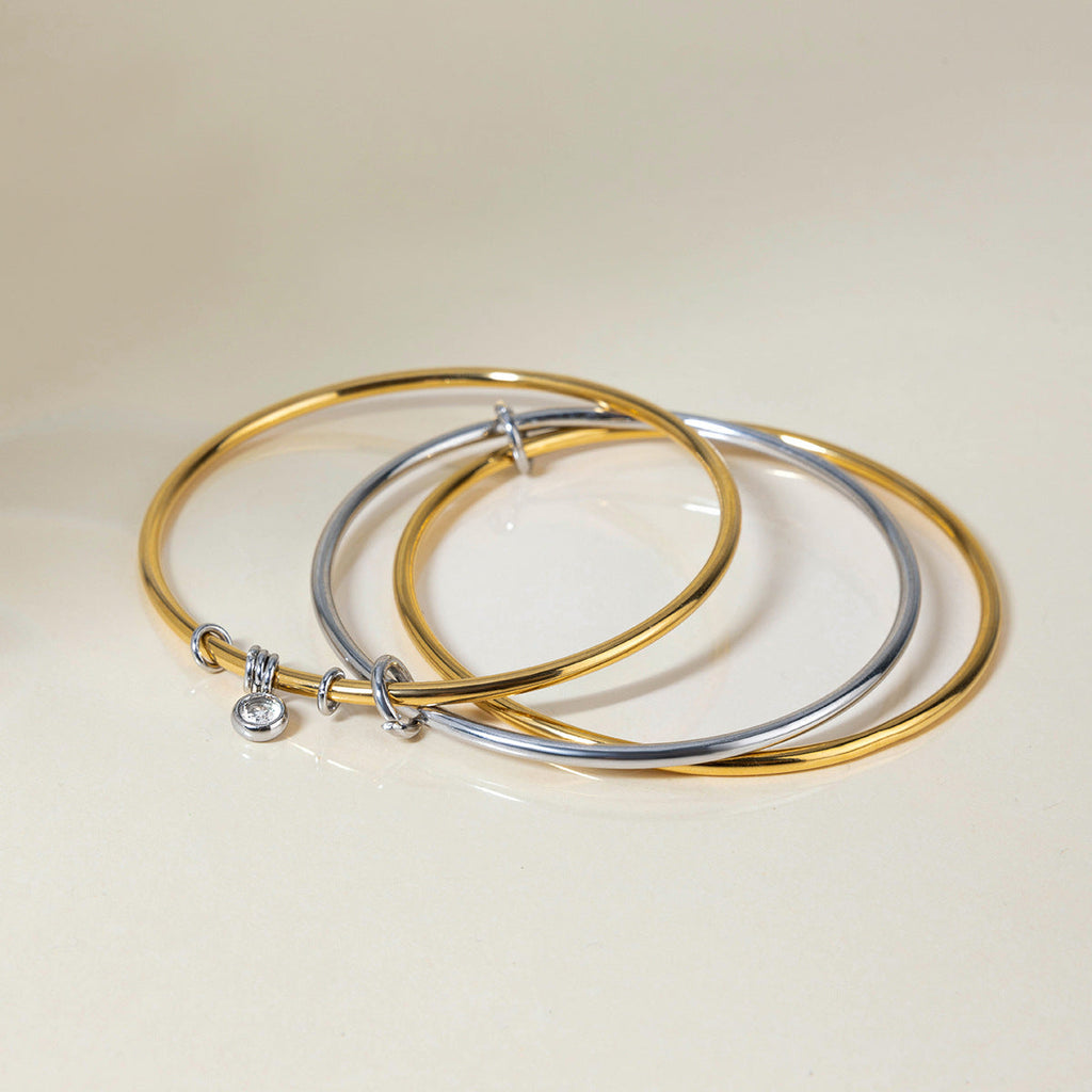 18K Gold Hoop Bracelet