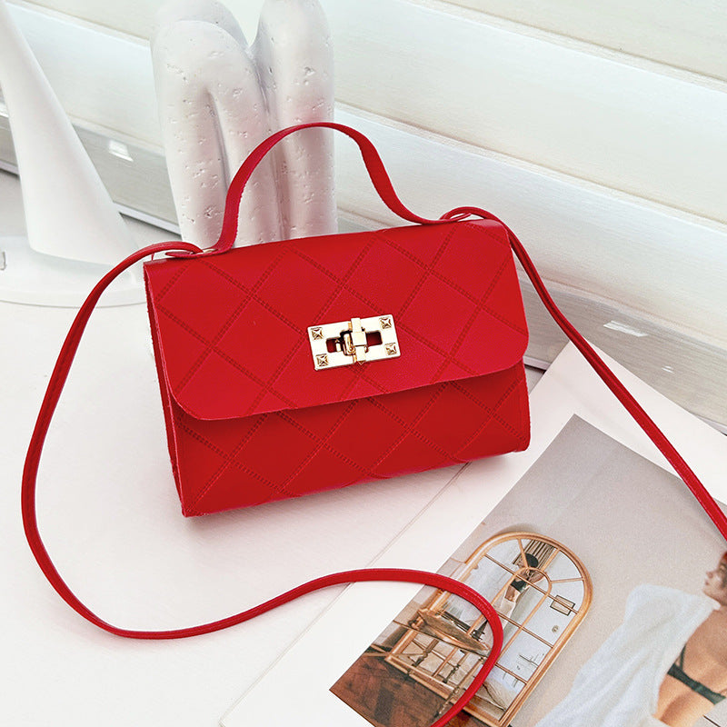 A Simple Classic Tote