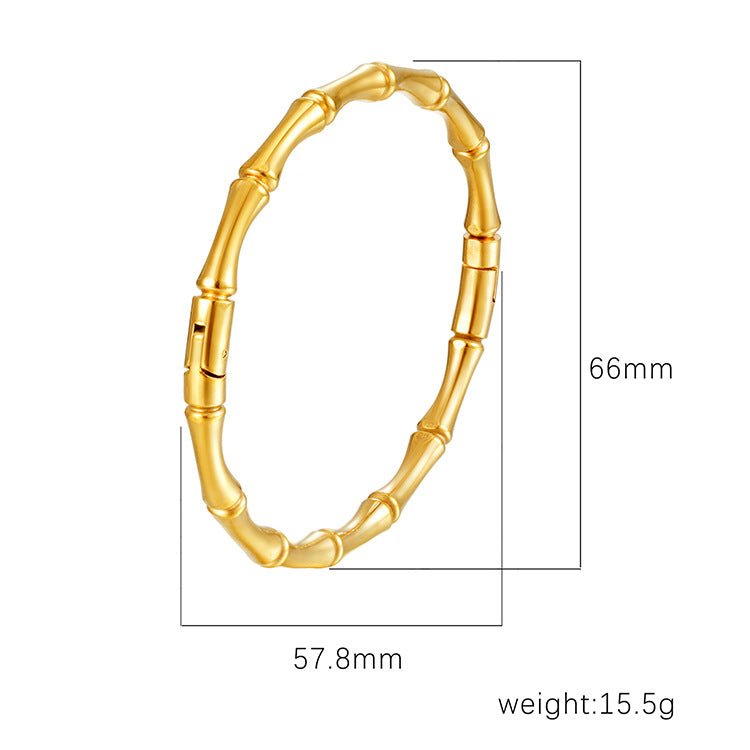 18K Gold C- Shaped Bracelets