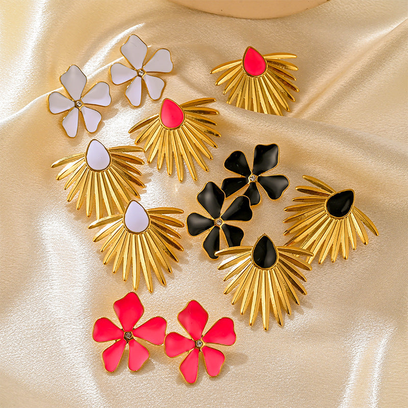 Earrings Lucky Parthenocissus Grass Ear Studs