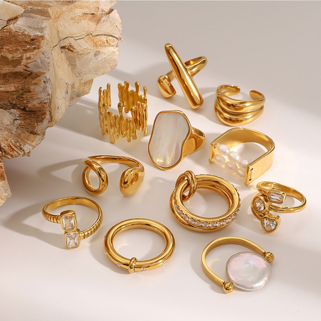 Interest Light Luxury Ring