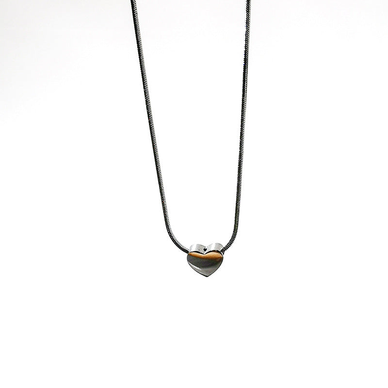 Light Luxury And Simplicity Heart Necklace