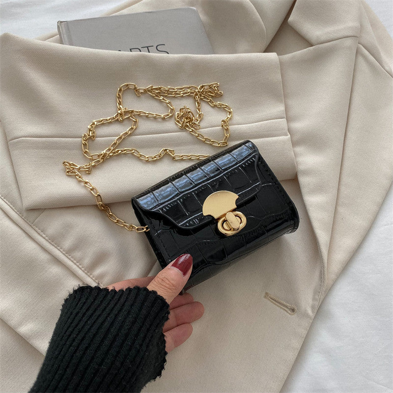 A Fashionable Crossbody Bag