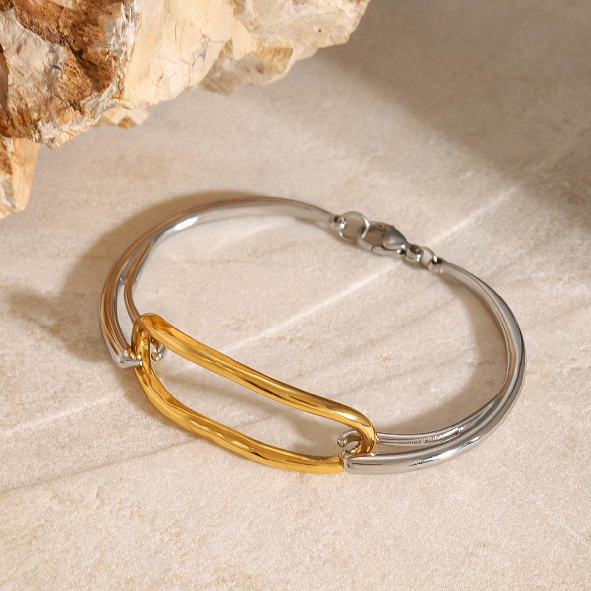 18K Gold Geometric Bracelet