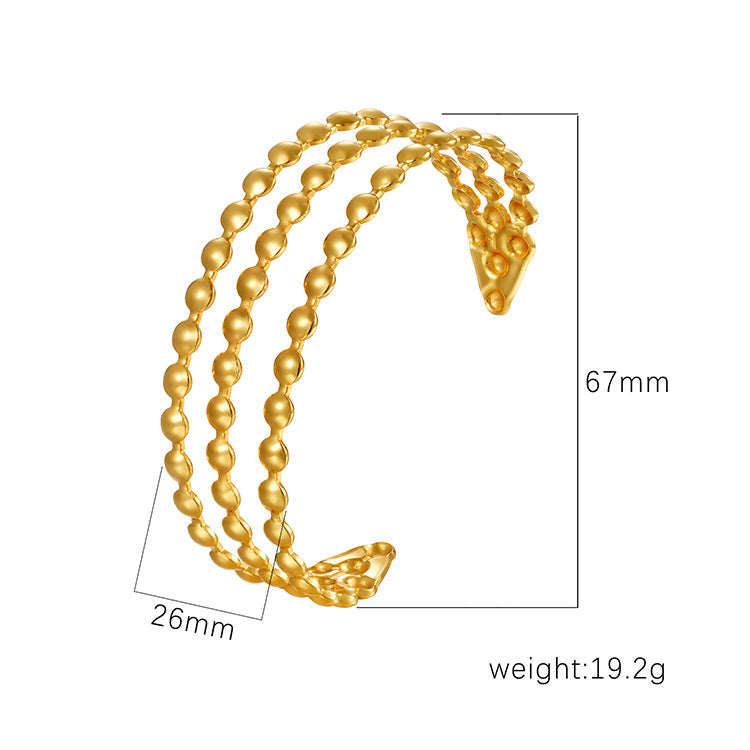 18K Gold C- Shaped Bracelets