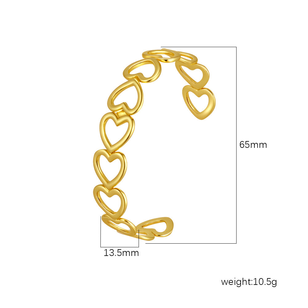 18K Gold C- Shaped Bracelets